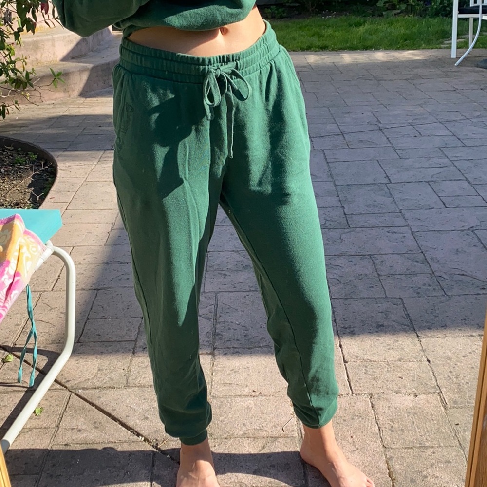 billabong sweats